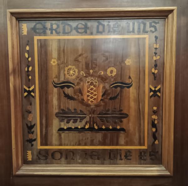 Stodola.cz - Skříň