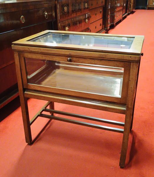 Stodola.cz - Servirovací stolek