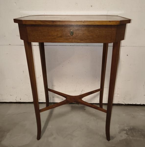 Stodola.cz - Šicí stolek