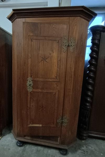 Stodola.cz - Skříň