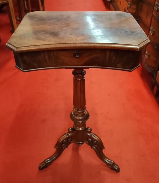 Stodola.cz - Toaletní stolek